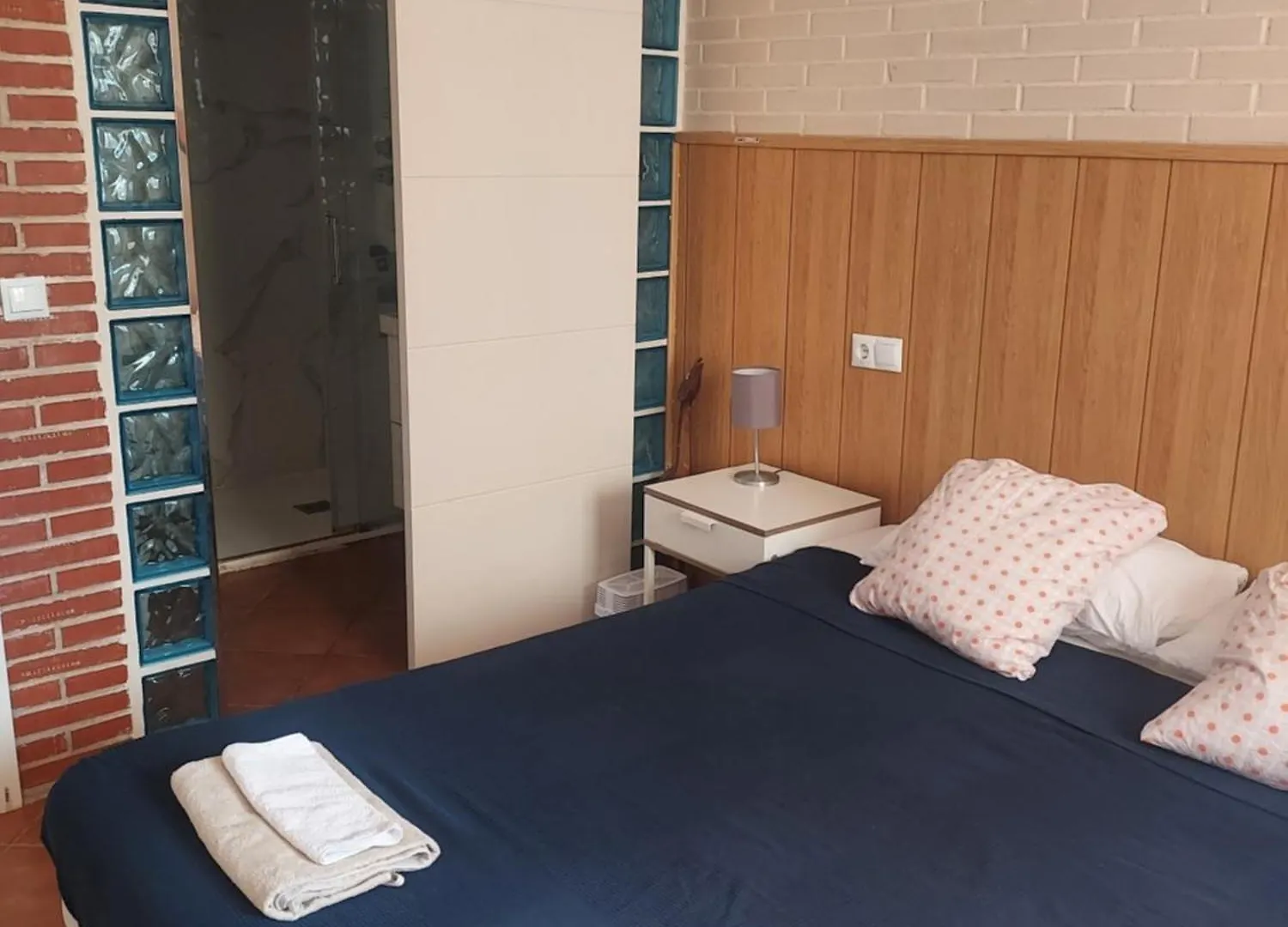 Barcelona Village Homestay Tiana