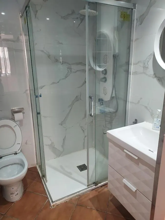 Barcelona Village Homestay Tiana
