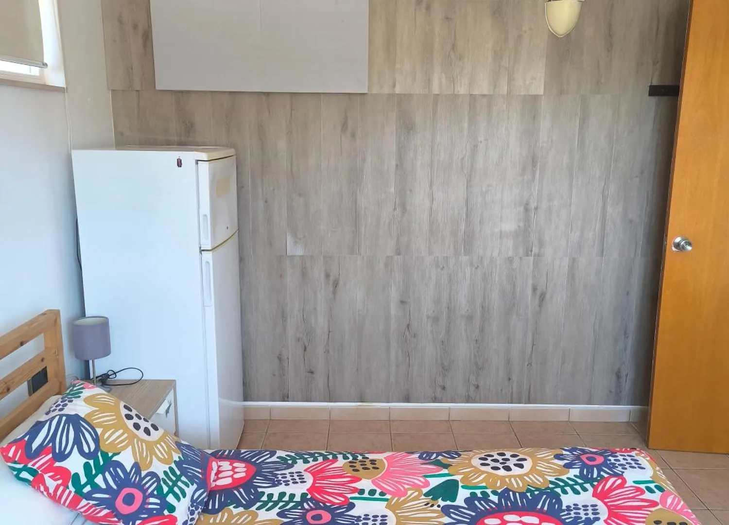 Barcelona Village Homestay Tiana 0*,