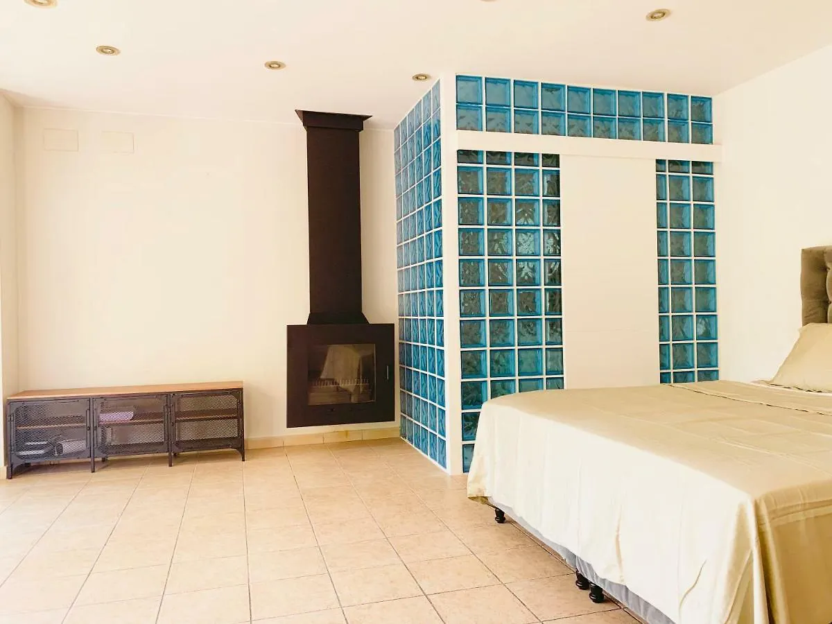 Barcelona Village Homestay Tiana