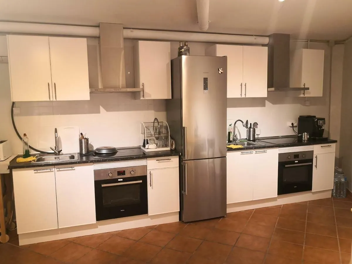 Barcelona Village Homestay Tiana